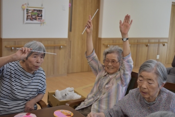 こもれびの家上郷　父の日母の日のお祝いイベントを開催しました(*^▽^*)
